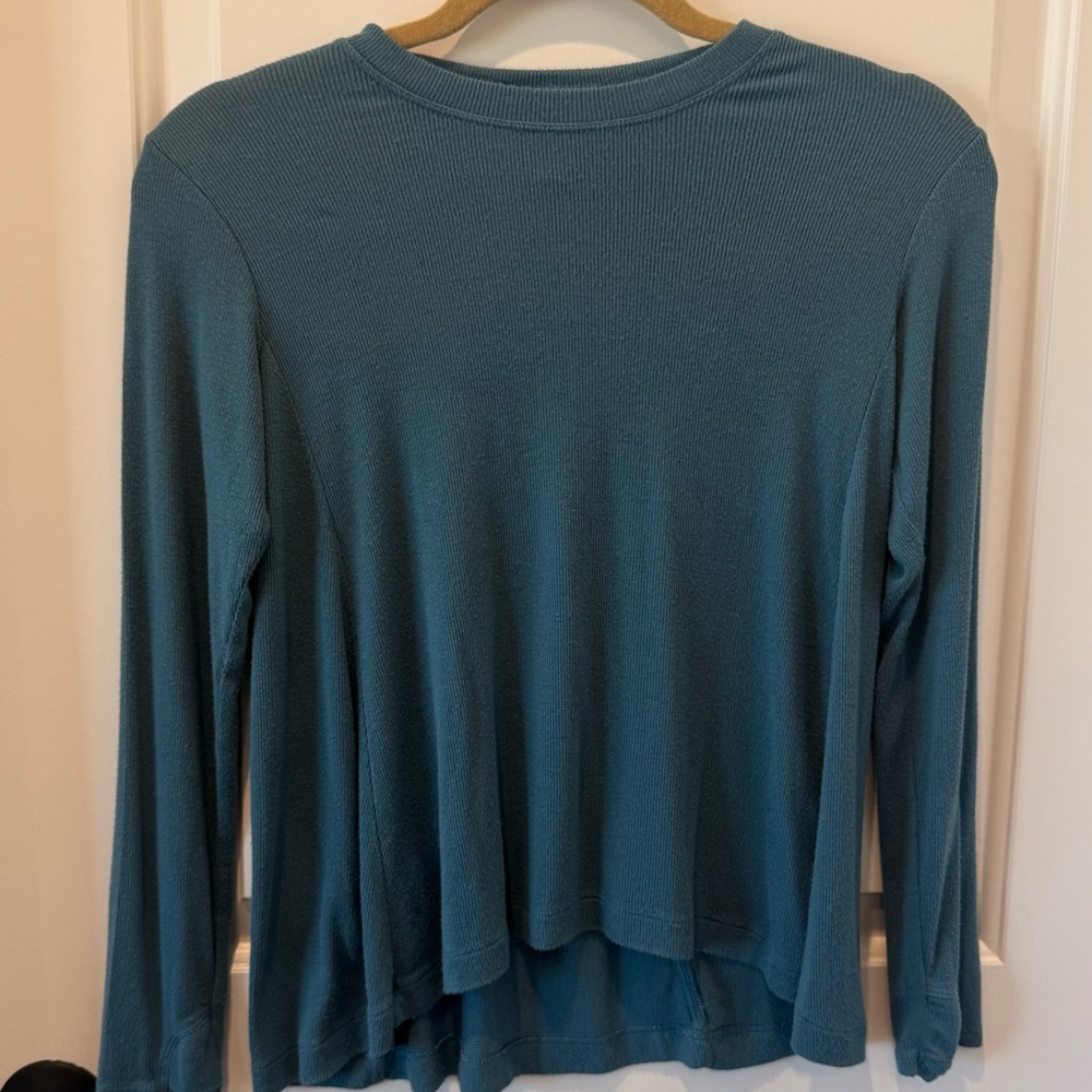 ATHLETA GIRL Teal Long Sleeve Top Size 8-10